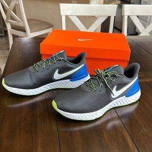 Men's Nike Revolution 5 EXT